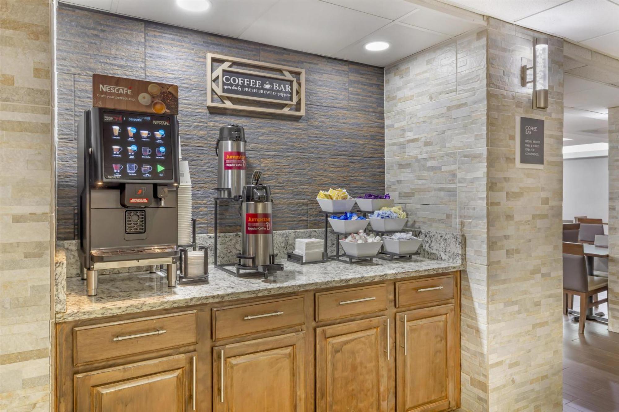 Best Western Plus Raleigh Crabtree Valley Hotel Eksteriør billede