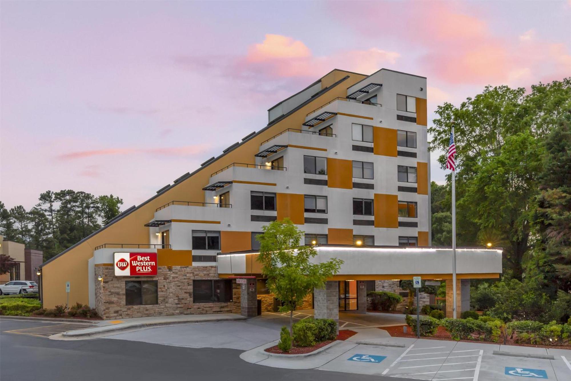 Best Western Plus Raleigh Crabtree Valley Hotel Eksteriør billede