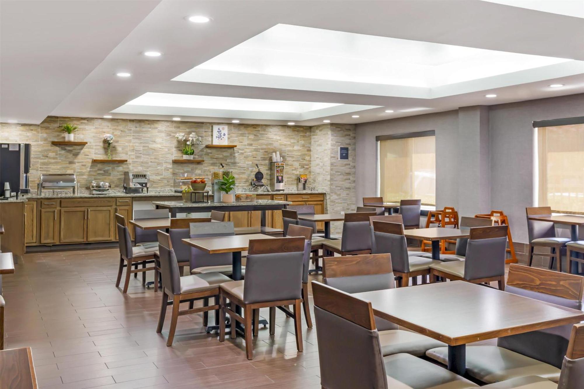 Best Western Plus Raleigh Crabtree Valley Hotel Eksteriør billede